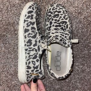 Hey Dude Women’s Cheetah Print Shoes